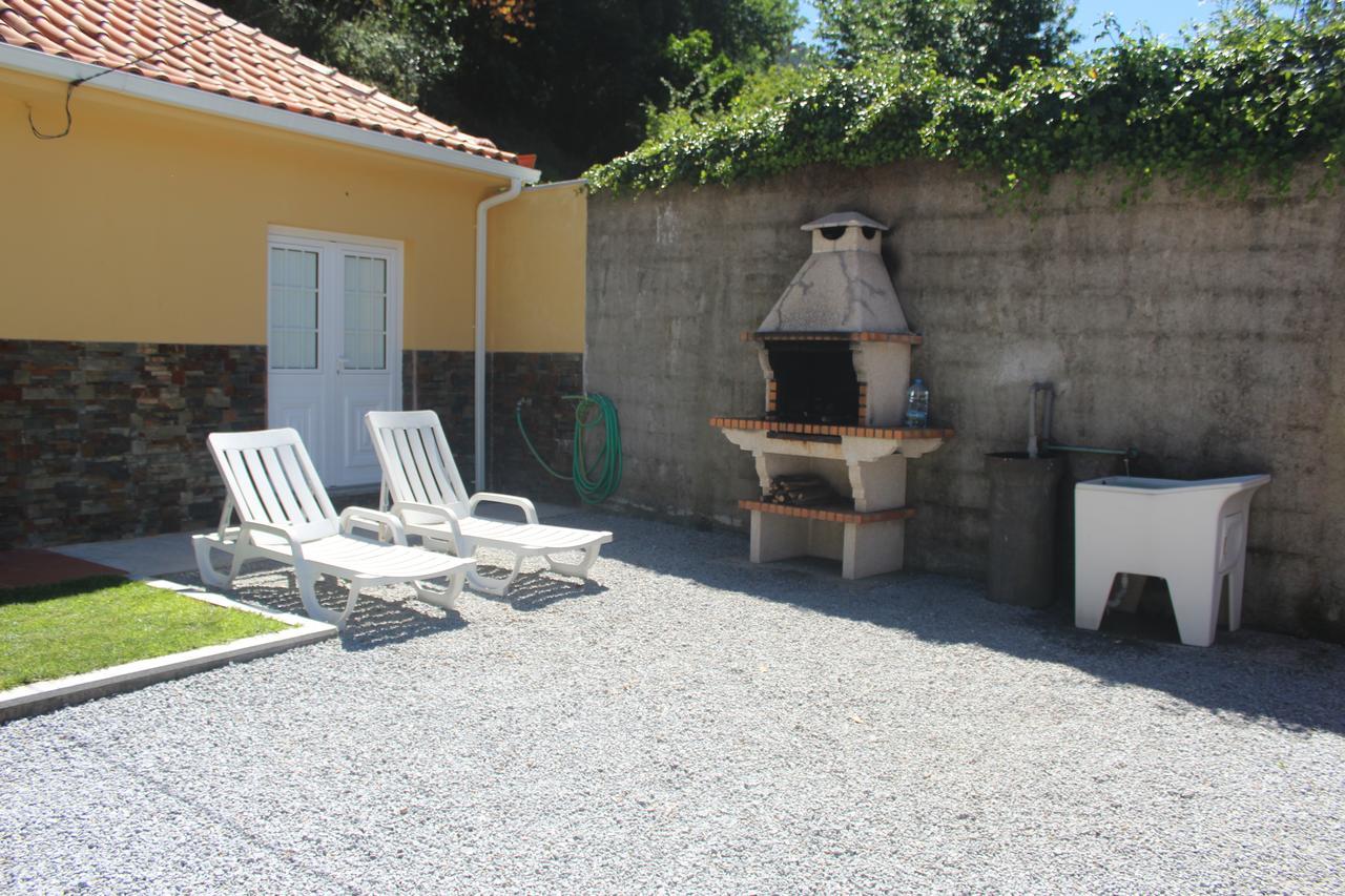 Casinha Dos Cubos Villa Geres Exterior foto