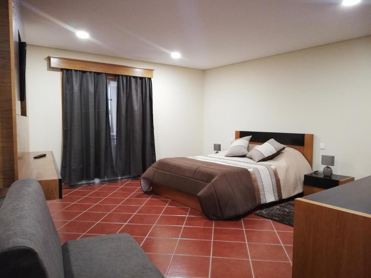 Casinha Dos Cubos Villa Geres Exterior foto